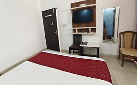 Hotel Royal Inn Unit Of Gross Group
